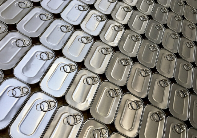 Storm Preppers - How to Store Food Safely - Updated