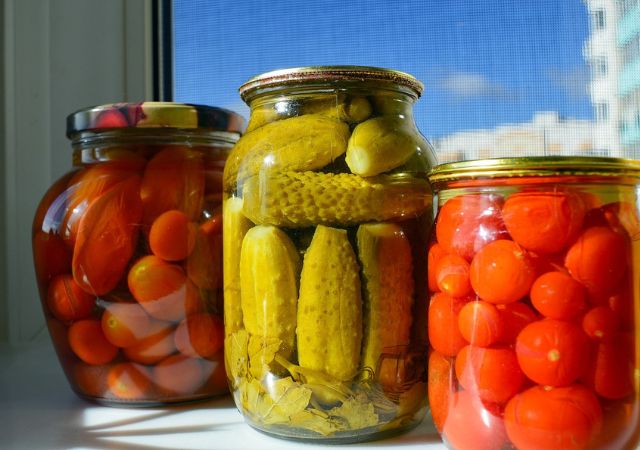 Storm Preppers - What are Non-Perishable Foods